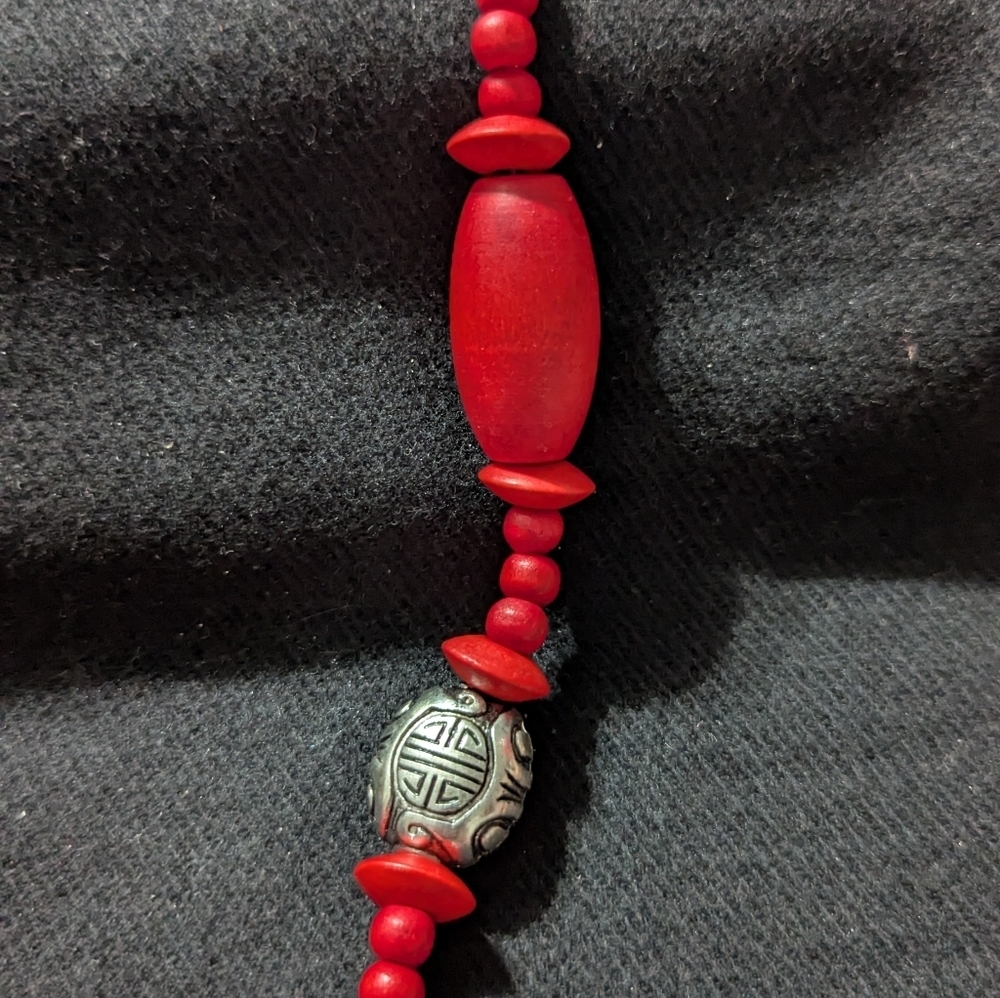Silver Tone Red Wooden Chunky Beaded Statement Necklace - Picture 5 of 5